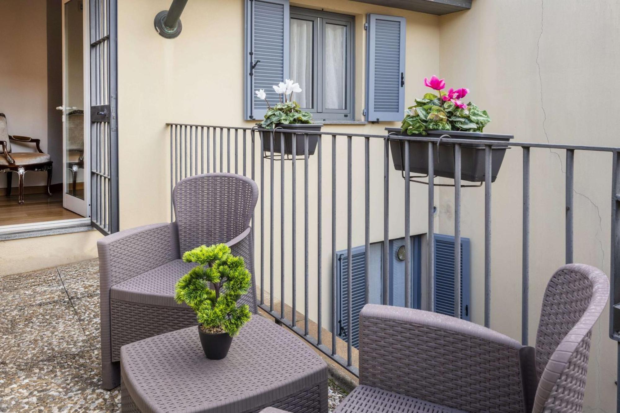 Milan Royal Suites - Centro Exterior foto